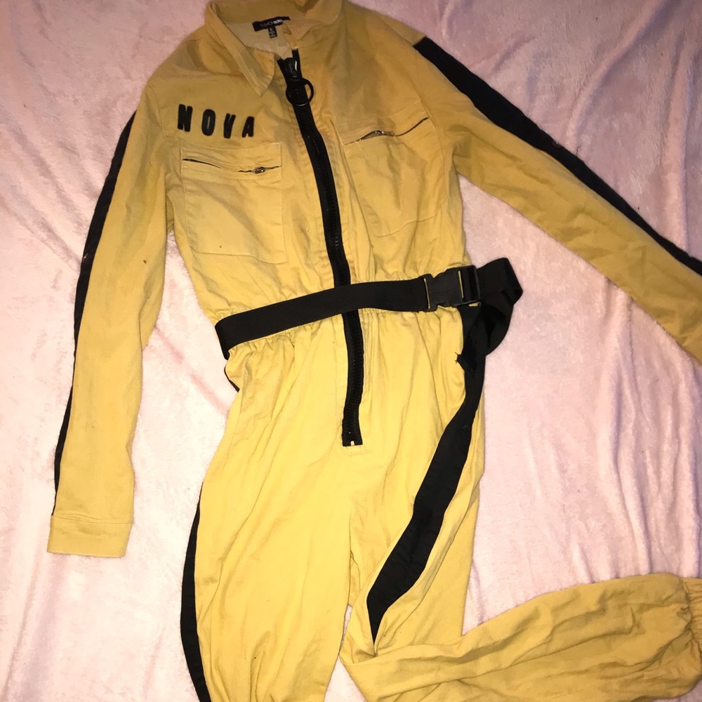 Fashion nova jumpsuit